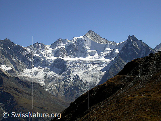 Foto: Schalihorn, Zinalrothorn, Besso von NW.
Davor der Glacier de Moming.