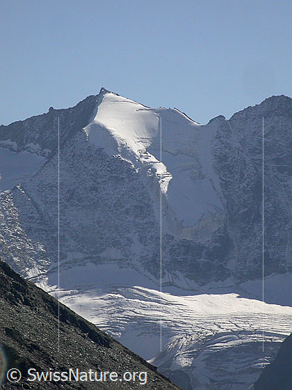 Foto: Pointes de Mourti von N (Corne de Sorebois).
Davor der Glacier de Moiry.