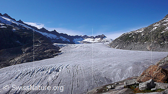 Foto: Gletscherlandschaft Rhonegletscher und Hintere Gelmerhörner.
