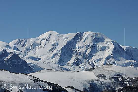 Foto: Liskamm.
Davor der Stockhorngletscher N und Stockhorn.