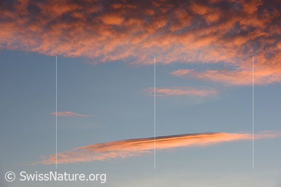 Foto: Kräftig gefärbte Wolken