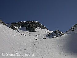 F009839: Hochtal mit Skispur und Schinhorn