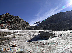 F017108: Gletschertisch
