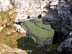 F023086: Naturbrücke im Grat der Sieben Hengste