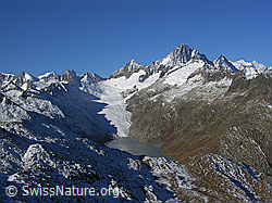 F030768: Oberaarsee, Oberaargletscher, Oberaarhorn, Finsteraarhorn