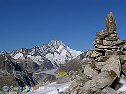 F030792: Sidelhorn mit Steinmann und Berner Alpen