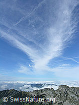 F040345: Nebelmeer und Schleierwolken