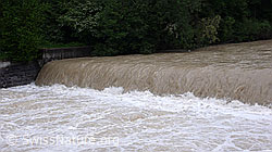 F048844: Hochwasser führender Fluss