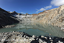 F071603: Gruebengletscher mit Spiegelung im Bergsee