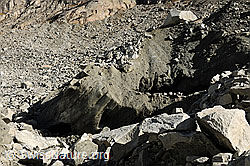 F072005: Toteis im Vorfeld des Bächligletschers