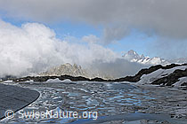 F076820: Mit Eisschollen bedeckter Gletschersee