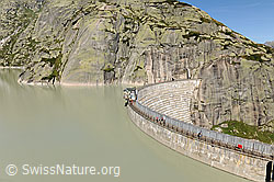 F100729: Staumauer am Grimselsee